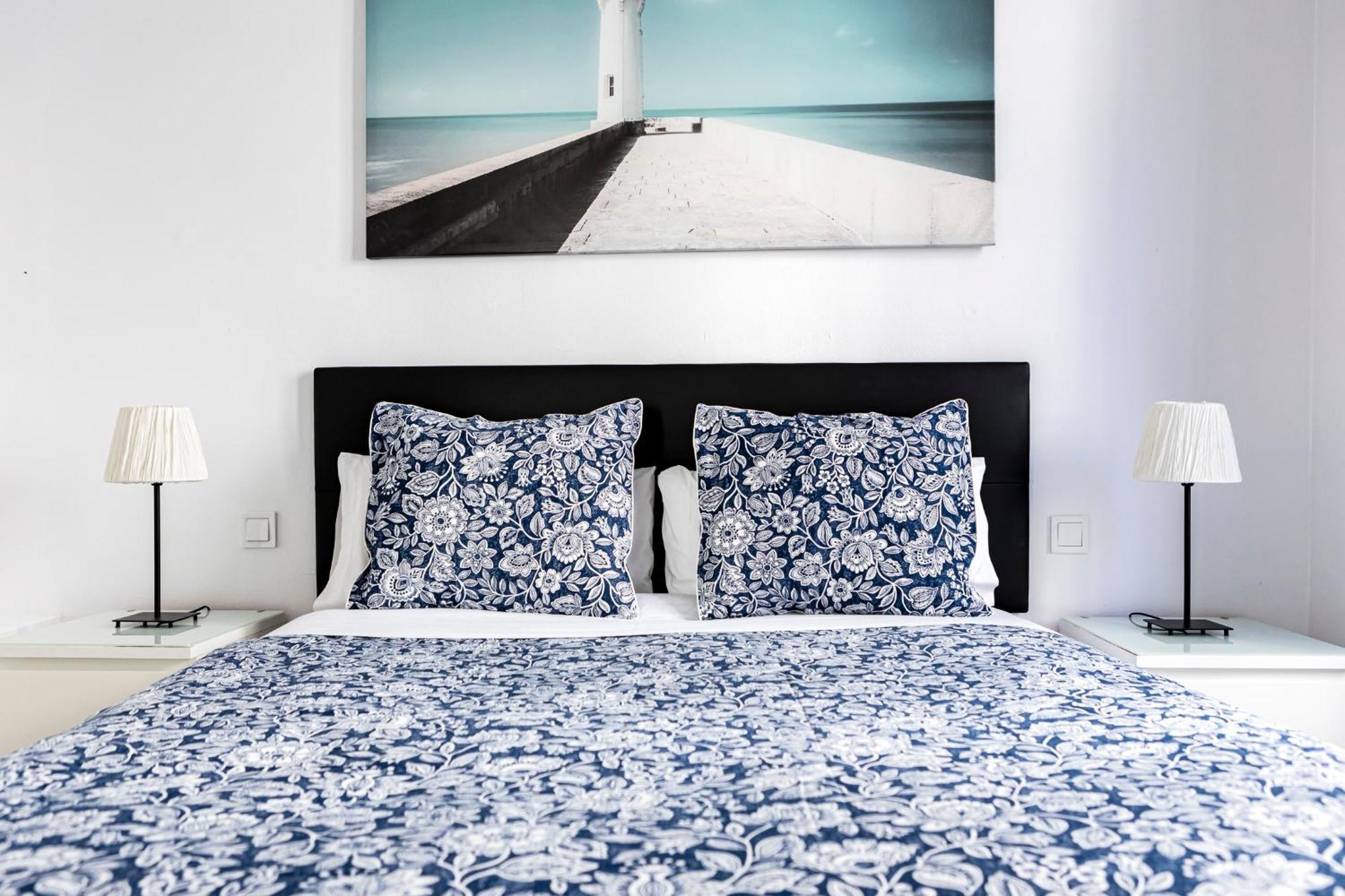 Suites Picasso Малага Екстериор снимка