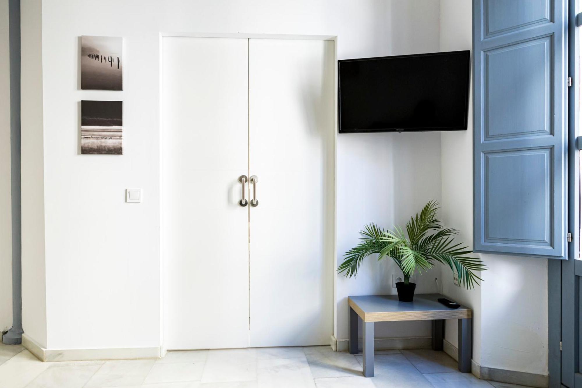 Suites Picasso Малага Екстериор снимка